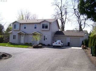 137 SE Hogan Rd, Gresham, OR 97080