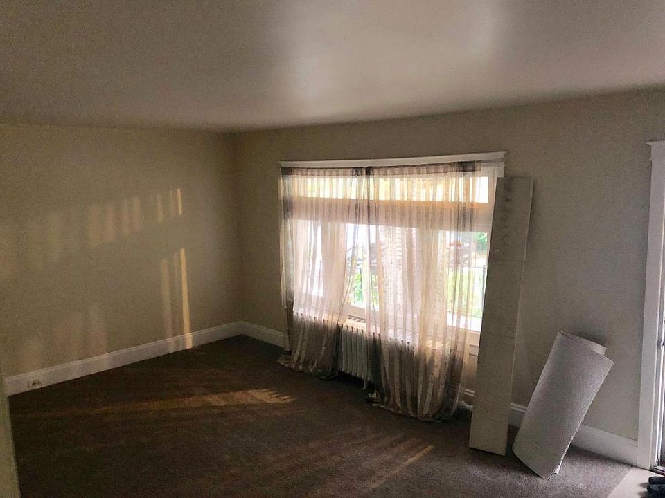 1st image of 1314 Woodlawn Ave