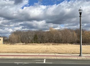 2 N Main St #CSM11098, Dousman, WI 53118