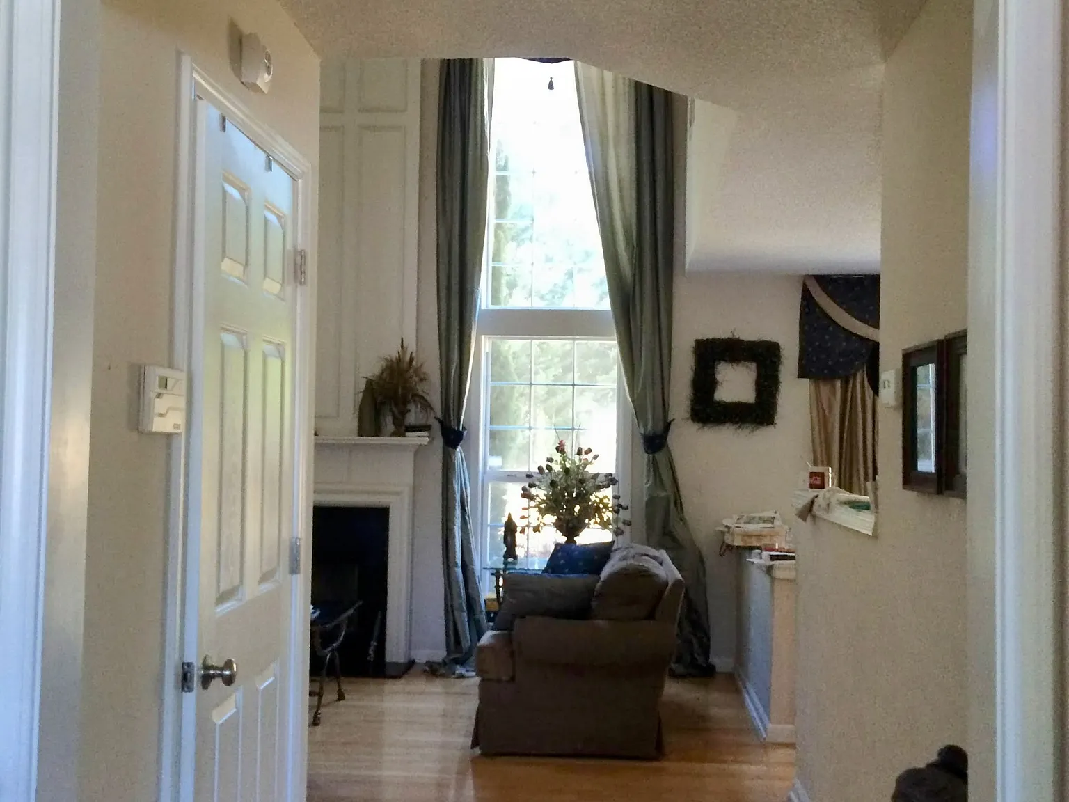 8825 Friarbridge Drive — Photo 2