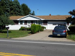 67 Laflin Rd, Wilkes Barre, PA 18702