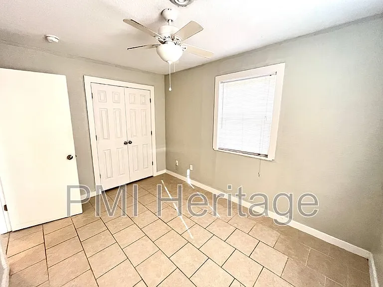 15 W Martin Luther King Jr Blvd #3 — Photo 8