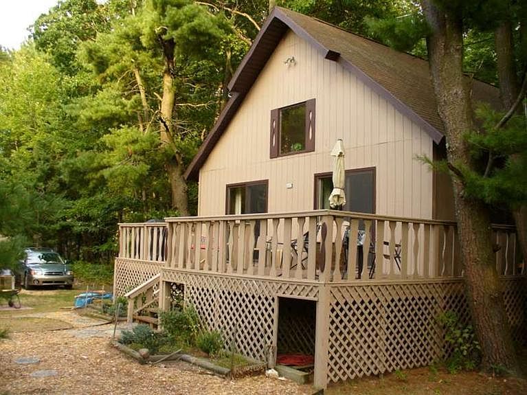1st image of 4682 Lakeshore Dr