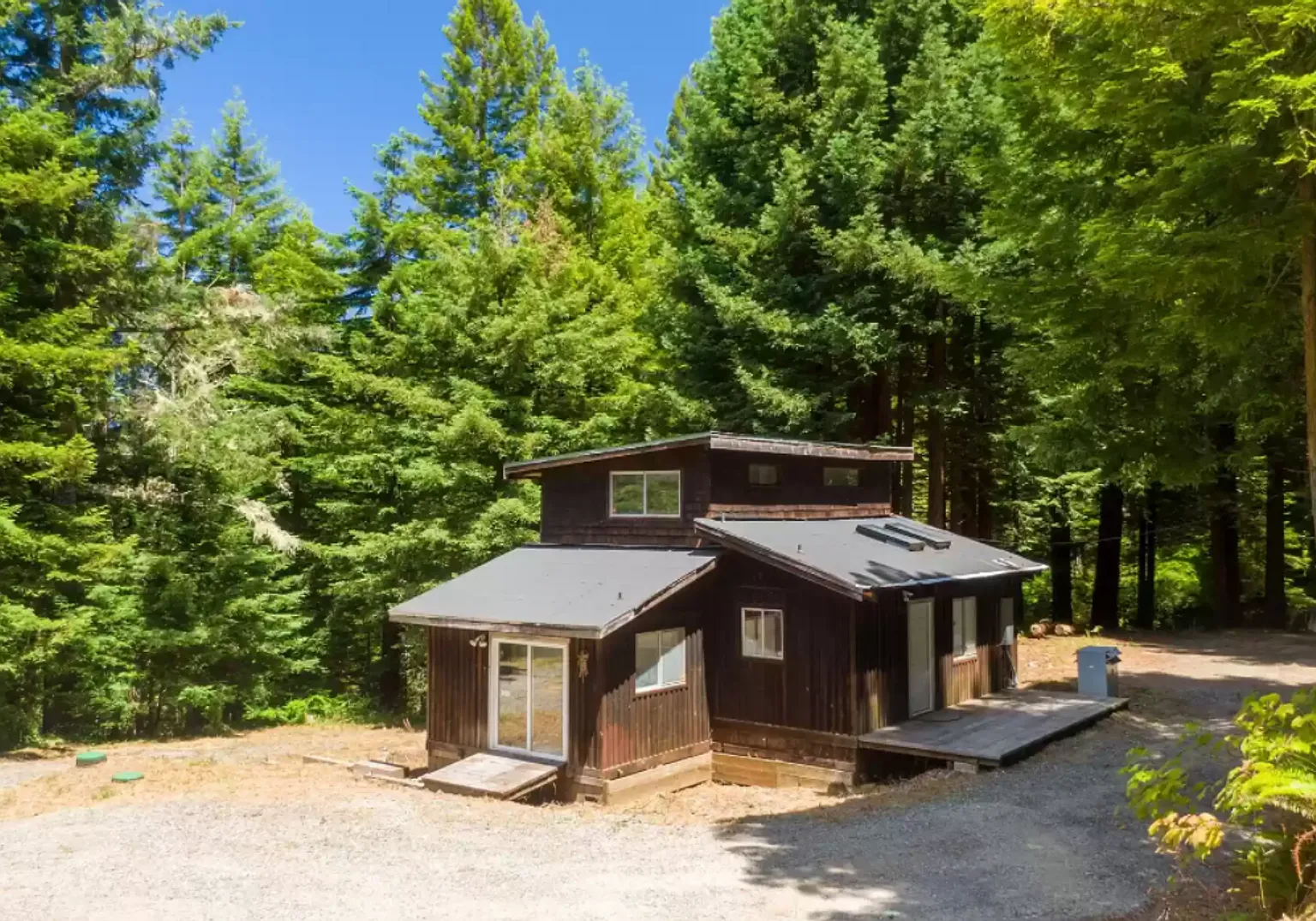 Gated, Pet-Friendly Cabin With 1.3 Acres Of Wooded Views — Photo 2