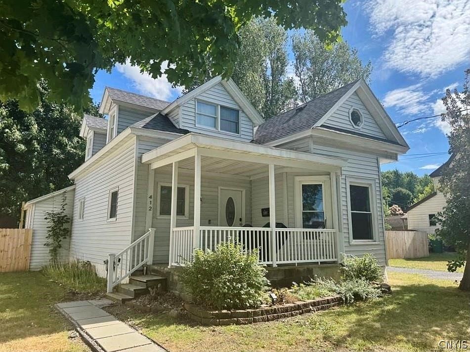 1st image of 412 Pawling St