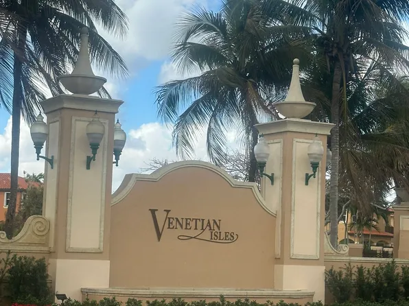 15240 SW 31st St, Miami, FL 33185