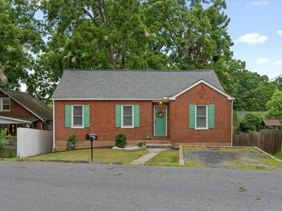 326 Marr St, Staunton, VA, 24401