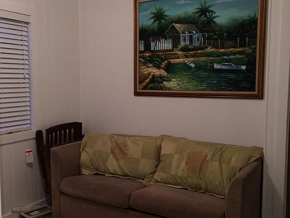 sitting room, extra bedroom