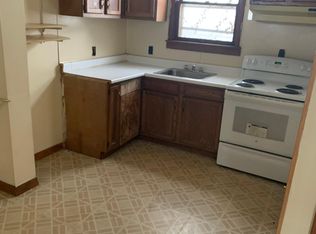 1104 Park St #1R, Syracuse, NY 13208
