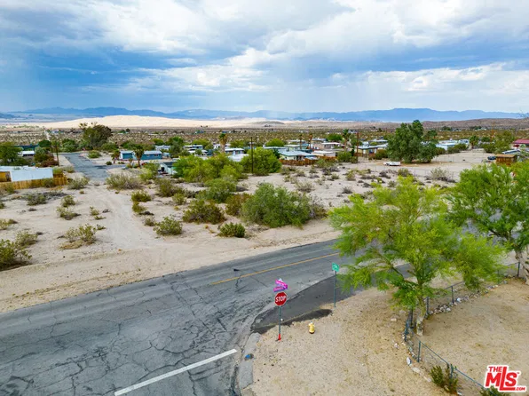 74908 Baseline Rd, Twentynine Palms, CA 92277