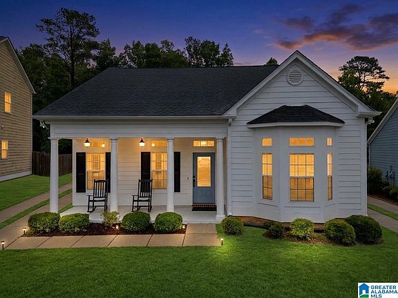 2nd image of 6363 N Clubview Cir