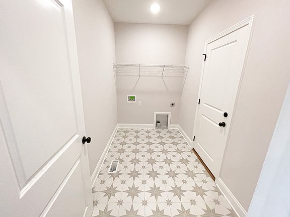 The Overbrook Plan, Laundry Mud Room