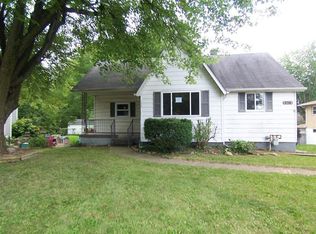 536 W Funderburg Rd, Fairborn, OH 45324
