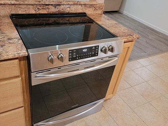 New electric range with air fryer