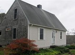 51 Center Hill Rd, Plymouth, MA 02360