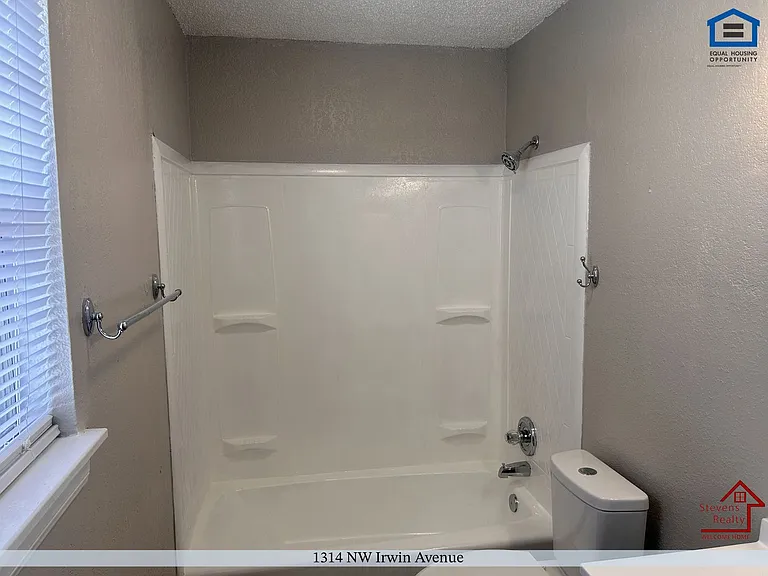 Bella Vista — Photo 92