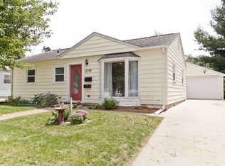 2119 Reynolds Ave SW, Cedar Rapids, IA 52404