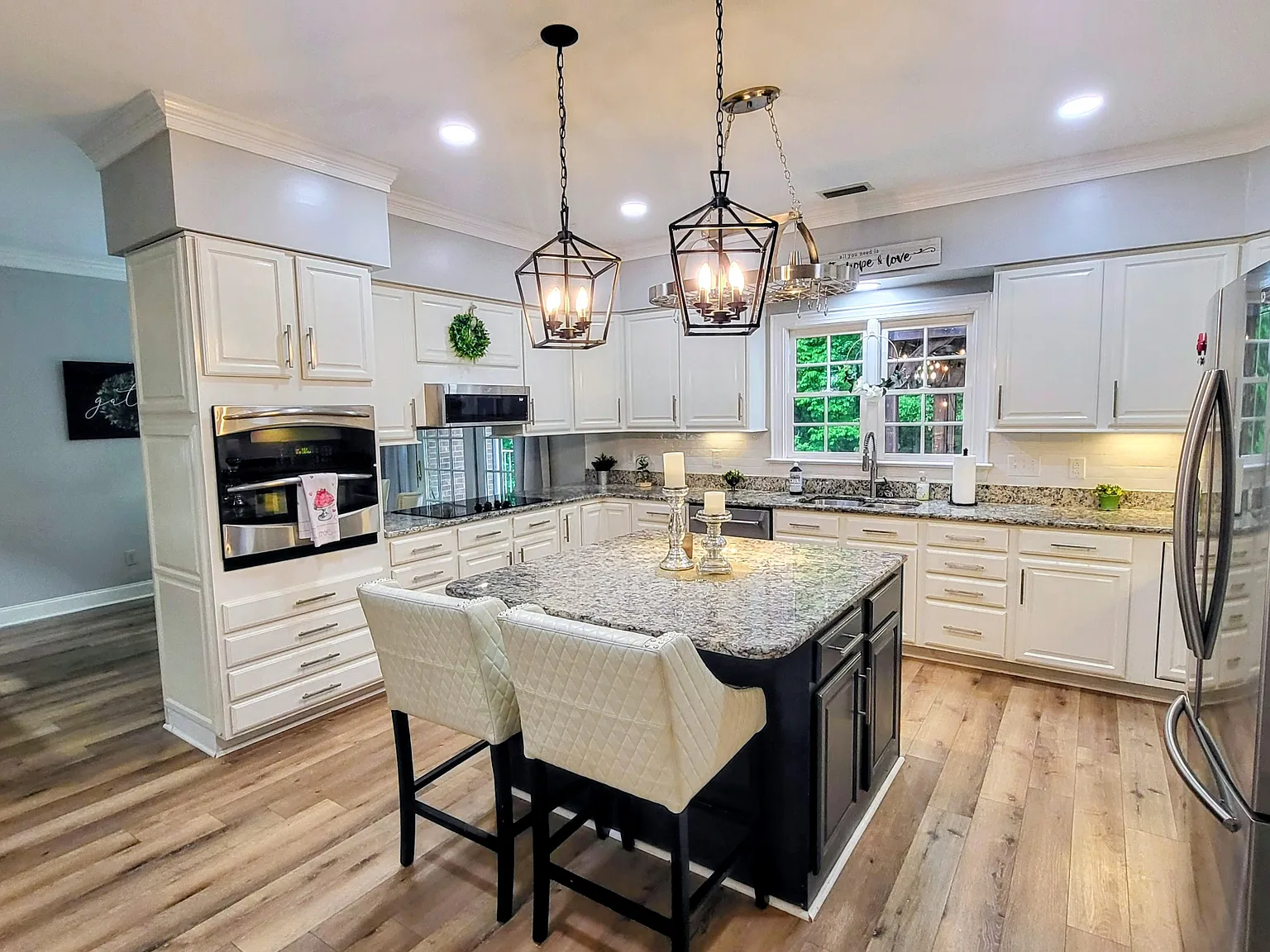 4 bed, 6282 sqft, $4,395 — Photo 3