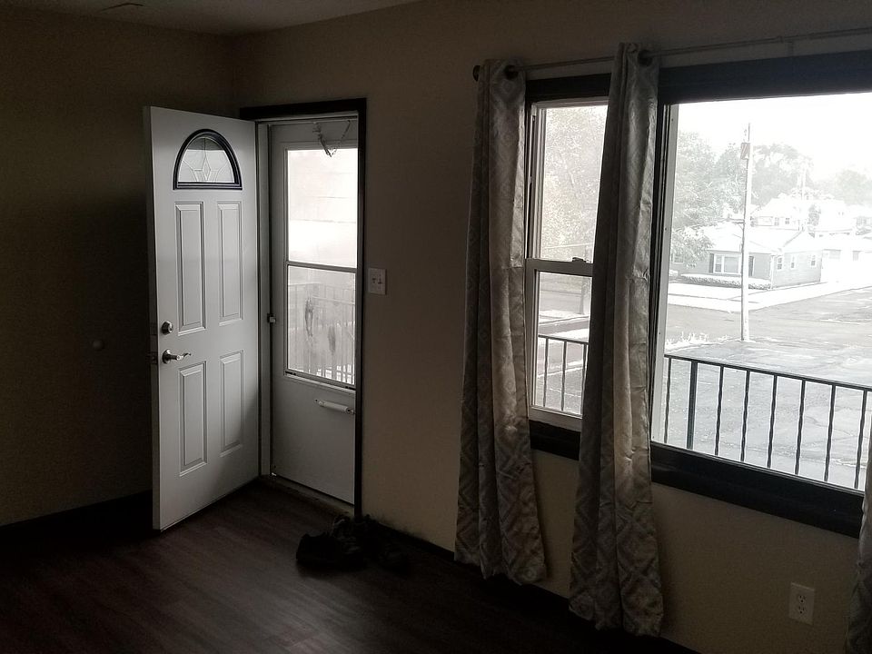 1st image of 8213 Kennedy Ave APT 3