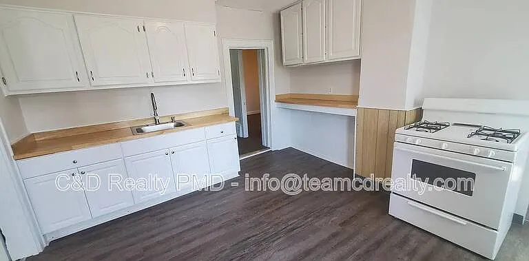 3853 E 78th St — Photo 3
