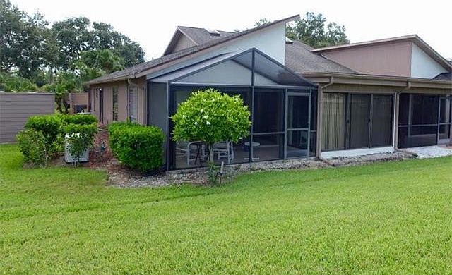 1st image of 6805 SE Bunker Hill Dr