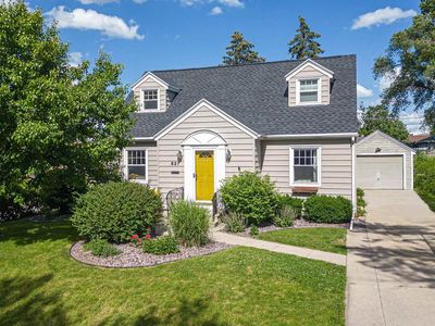 527 Bostwick Avenue, Janesville, WI, 53545