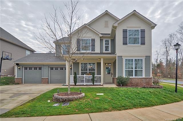 1st image of 2041 Wade Hampton Cir