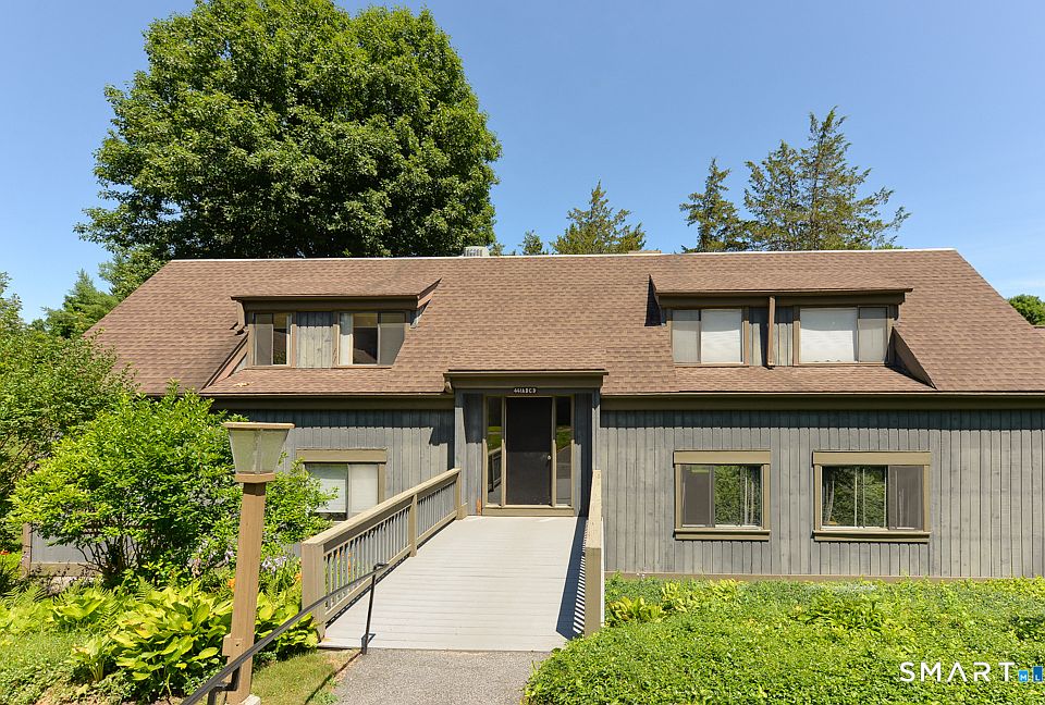 1st image of 441 Heritage Village #C