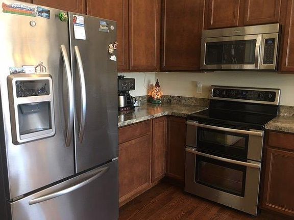 4th image of 4273 Blue Springs Dr