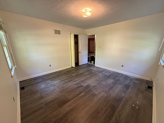 5th image of 102 Rolling Acres Dr #A