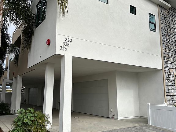 3rd image of 330 Imperial Beach Blvd