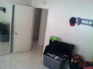 1419 Molino Ave, Long Beach, CA 90804