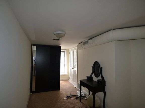 #4F: 2BR/1BA for Sept/Oct for $1995