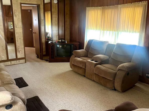 107 Harrison Ave, Williamstown, NJ 08094