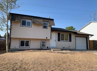 15522 E Bails Dr, Aurora, CO 80017