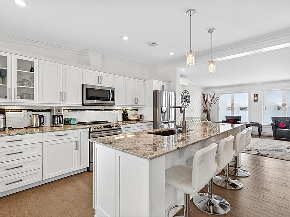 5th image of 40 Bayside Rd