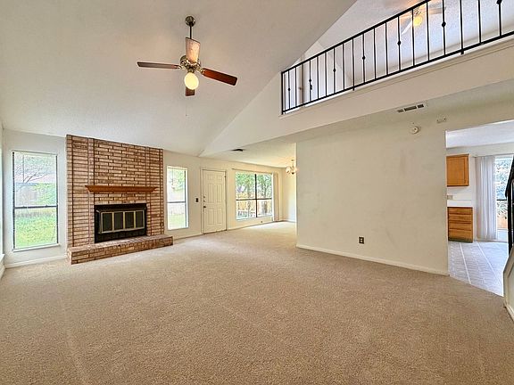 5th image of 2110 Warfield Way