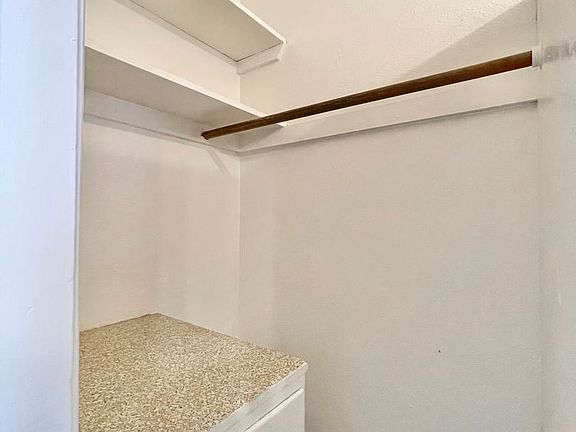 5th image of 1305 24th St APT 2