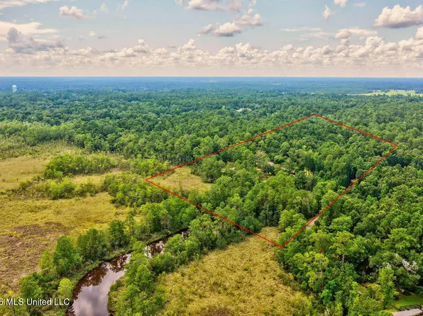 16100 Bayou Coco Point Rd, Kiln, MS 39556