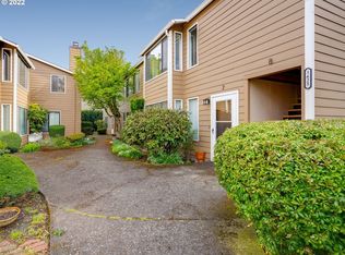 1625 SE Nehalem St APT 8, Portland, OR 97202