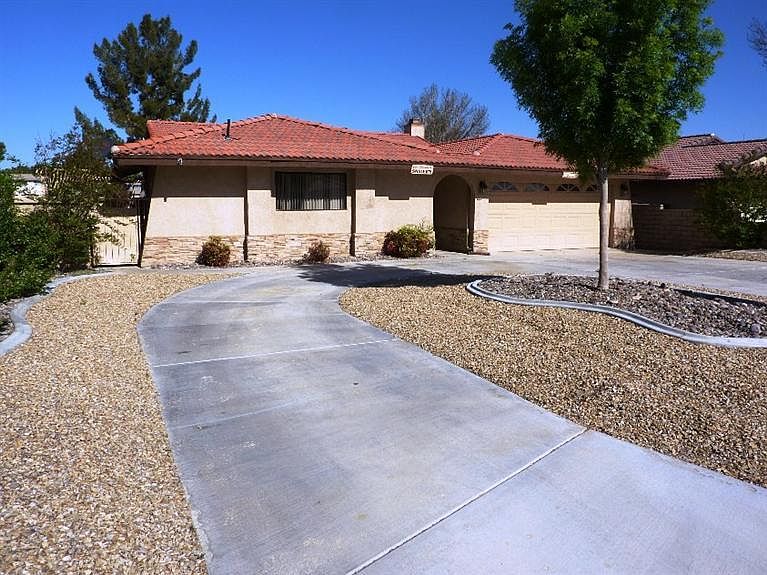 1st image of 15118 Little Bow Ln