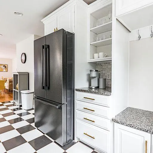 5513 Meadowbrook Rd — Photo 15