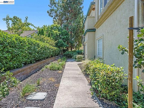 3rd image of 4071 Ghiotti Ct