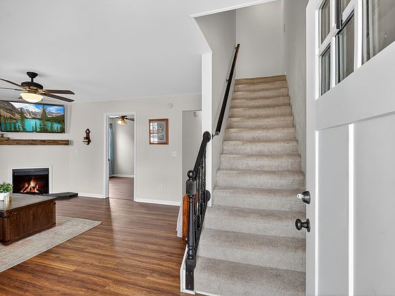 4th image of 110 Edgehill Ln