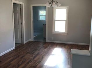 1735 N Delaware Ave, Mason City, IA 50401