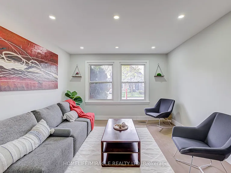 122 Ormond Dr — Photo 13