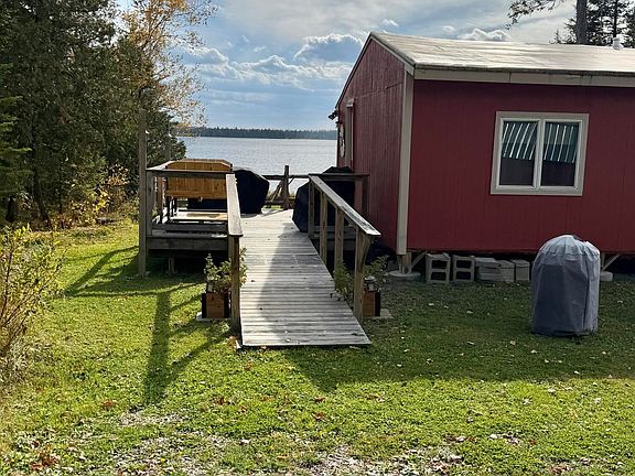 5th image of 346 Sinclair Road