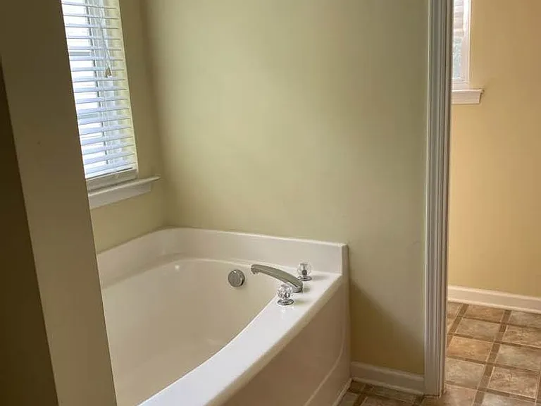 5547 Spindlewood Ct — Photo 32