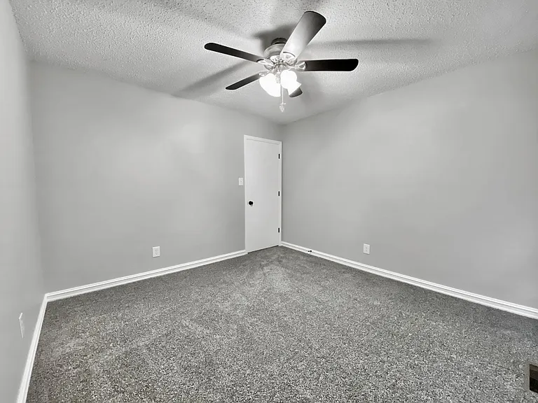 11473 S Emerson Pl — Photo 11