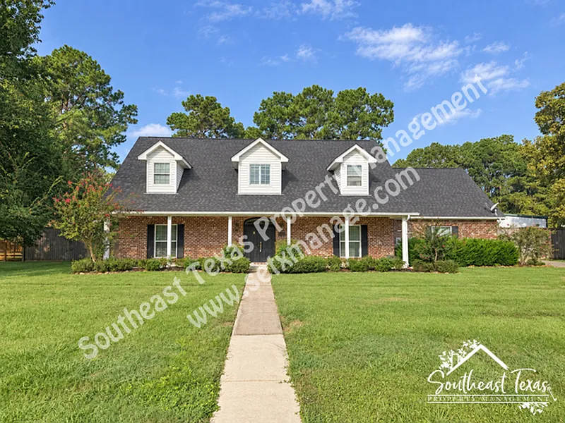 11320 Cathryn Ln